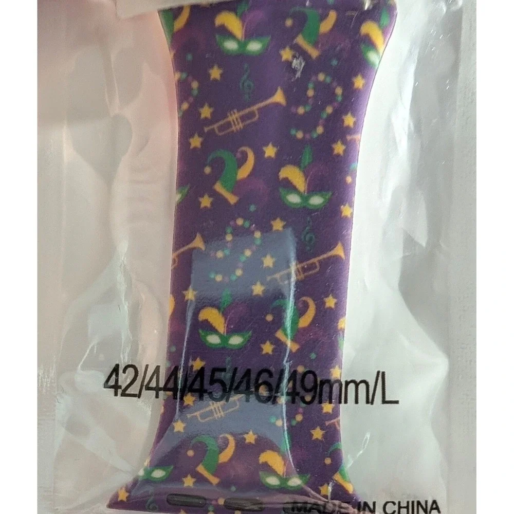 Mardi Gras Carnival Silicone Apple Watch Band 42/44/45/49mm Purple Mask Pattern